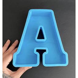 Molde de silicona letra "A" grande, 15cm.