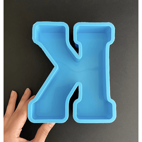 Molde de silicona letra "K" grande, 15cm.