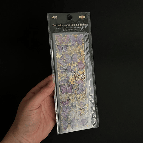 Stickers holográficos fondo transparente MARIPOSAS, tonos violeta, 3 láminas.