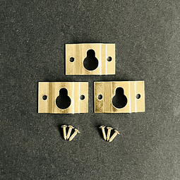 Colgador/gancho metálico agujero (F), 3cm, dorados, 3 unidades.