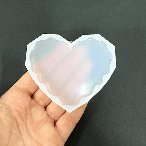 Molde de silicona posavasos corazón facetado 7cm