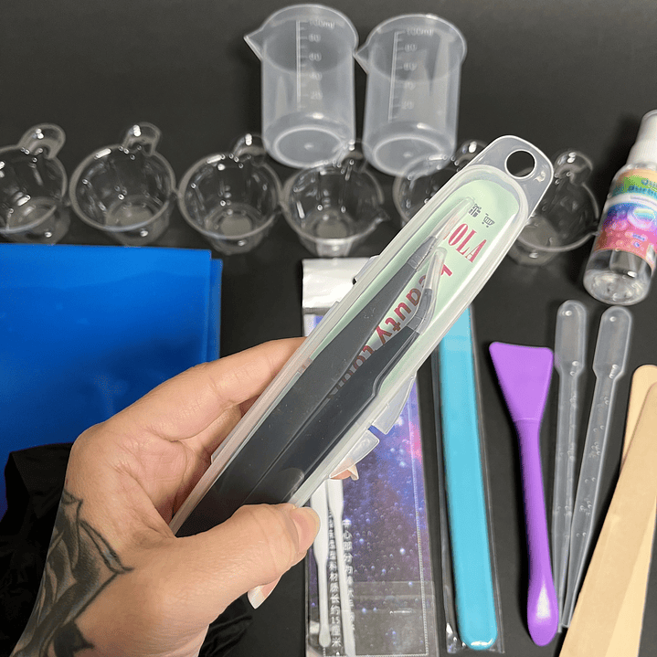 Kit de herramientas 20pcs, spray quitaburbujas, pinzas, paletas, mat silicona, etc. 3