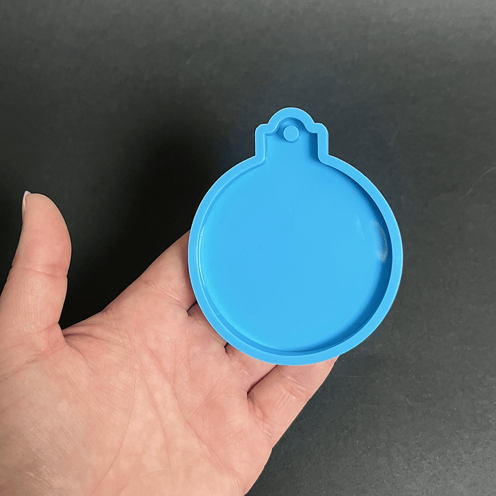 Molde de silicona colgante BOLA NAVIDEÑA 6,2cm  3