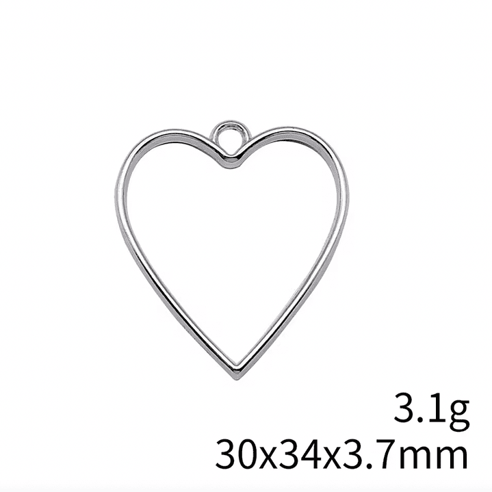 Bisel metálico CORAZÓN, 2,5cm x 3cm, 3 unidades, plateados. 2