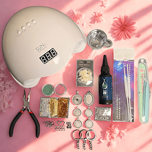 Kit inicial RESINA UV 50g con CAMAFEOS metálicos, flores, etc..