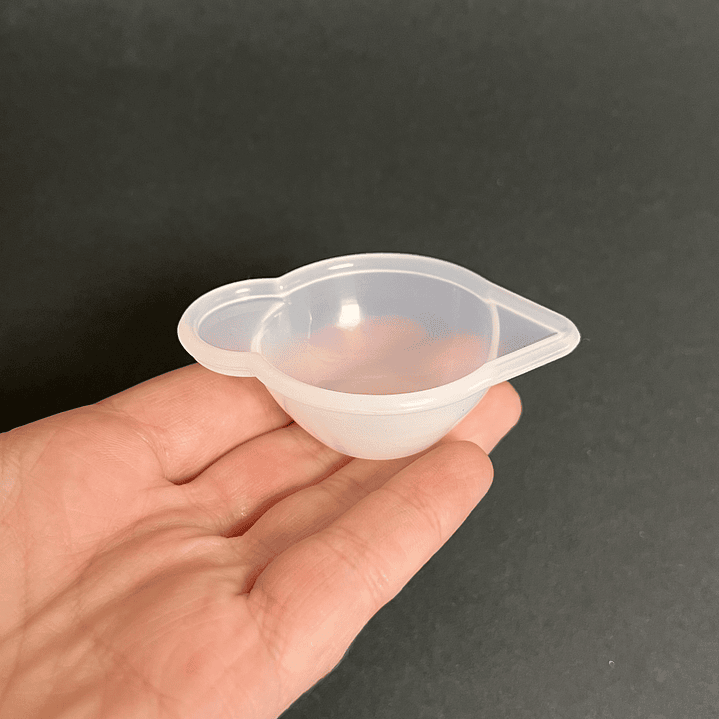 Mini vaso/taza mezcladora de silicona, 10ml, con boquilla. 3