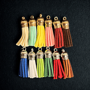 Borlas/flequillos cortas gamuza, 12uni, colores mixtos. 