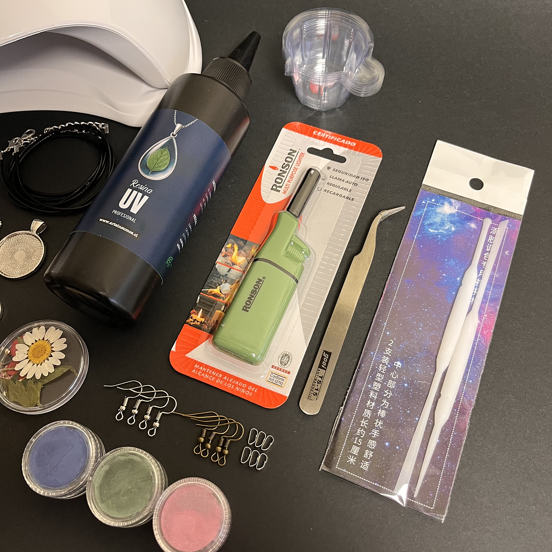 Kit inicial RESINA UV 200g con CAMAFEOS metálicos, flores, etc.. 4