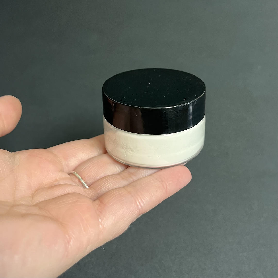 Pigmento en polvo fotoluminiscente BLANCO TURQUESA, 20g, brilla en la oscuridad. 2