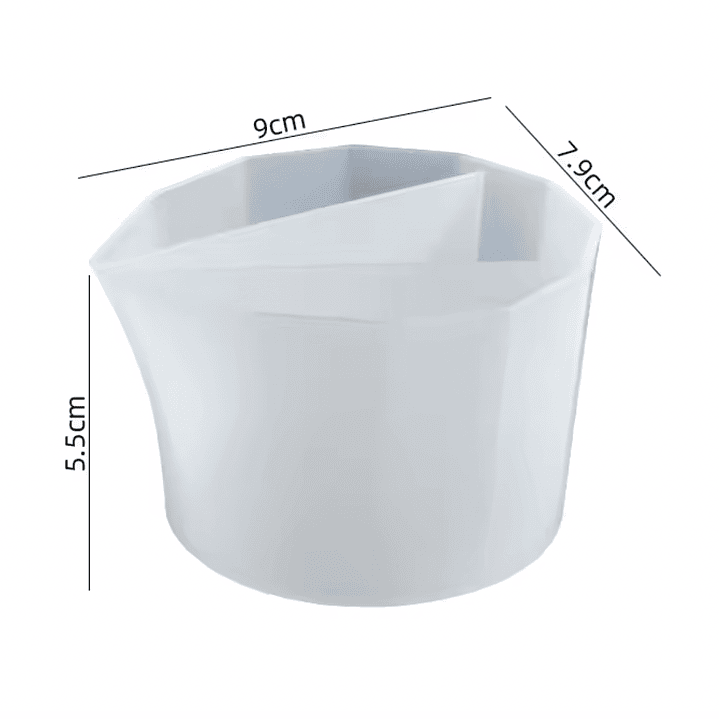 Vaso/taza de silicona MULTICOLOR, dividida tres espacios, para vertido.  2