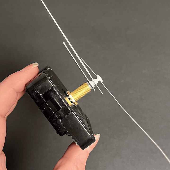 Mecanismo de reloj, 12cm. Vástago 1,5cm. BLANCO 3