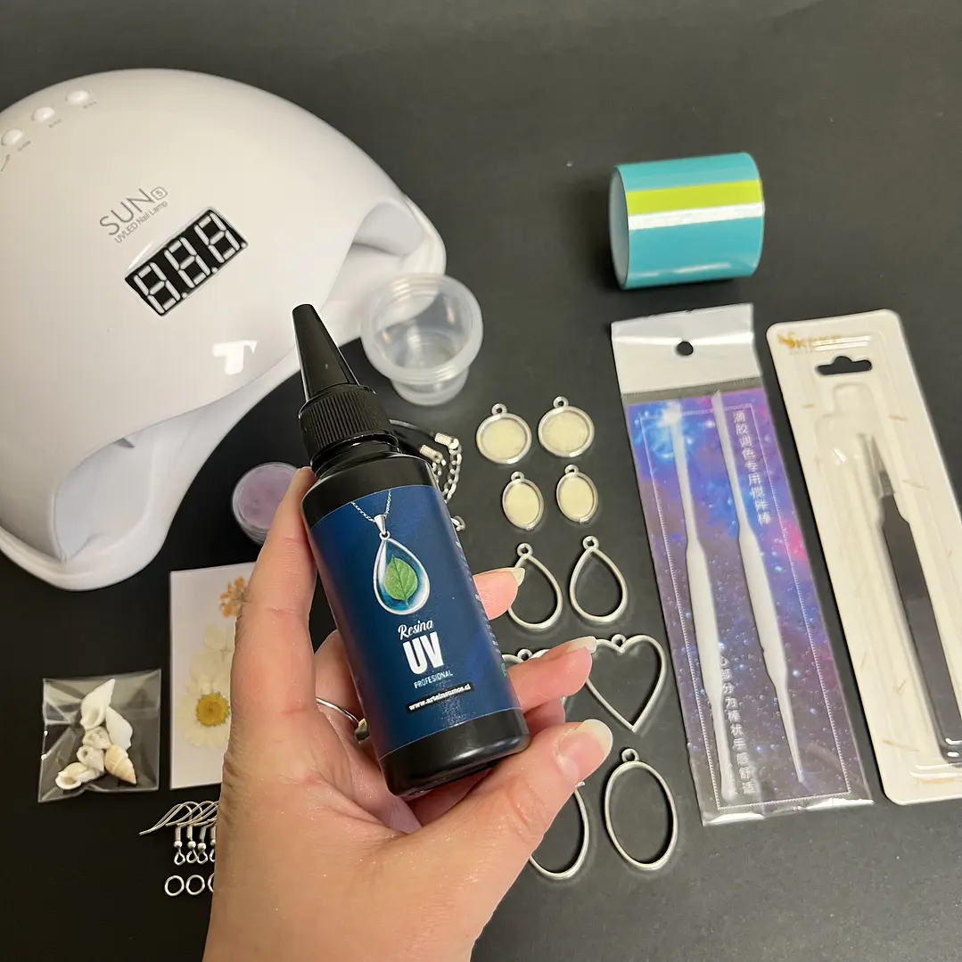 Kit inicial con RESINA UV 50g biseles-camafeos, cinta, herramientas etc... 2