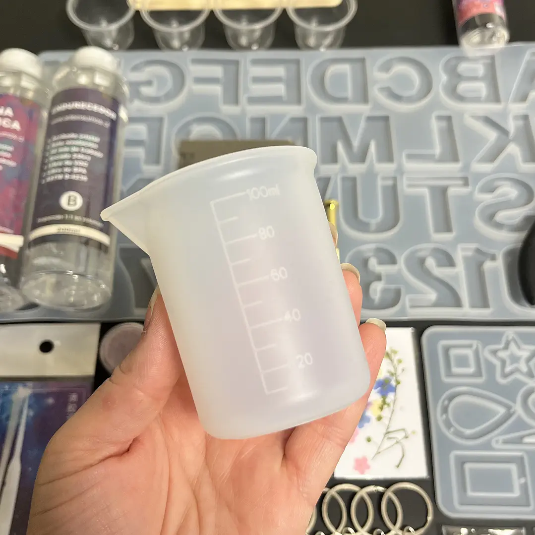 Kit inicial 80pcs, con resina epóxica 400ml, quita burbujas, lijas, moldes, etc. 3
