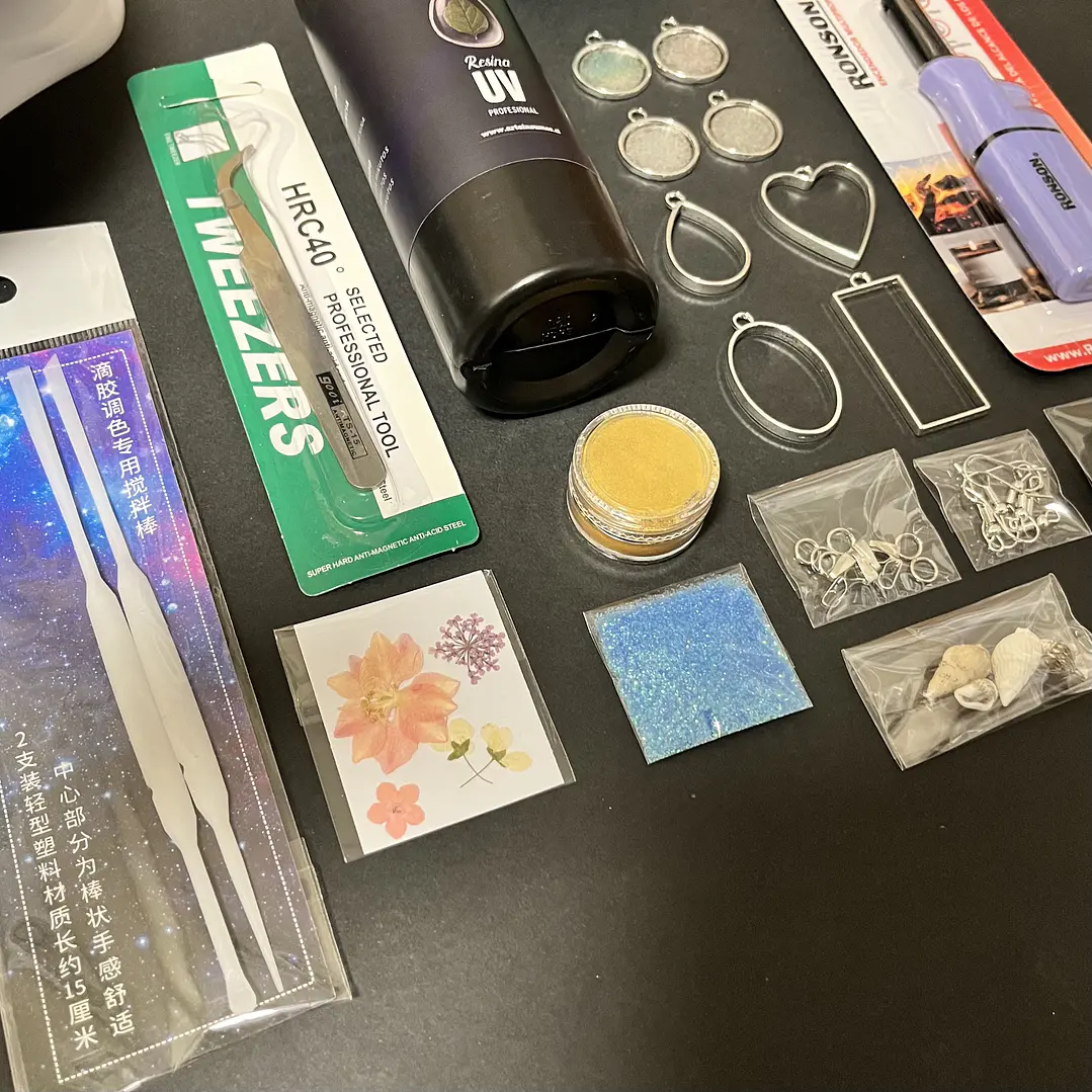 Kit inicial Premium resina UV 200g, 40pcs. Lámpara, biseles, camafeos, etc. 4