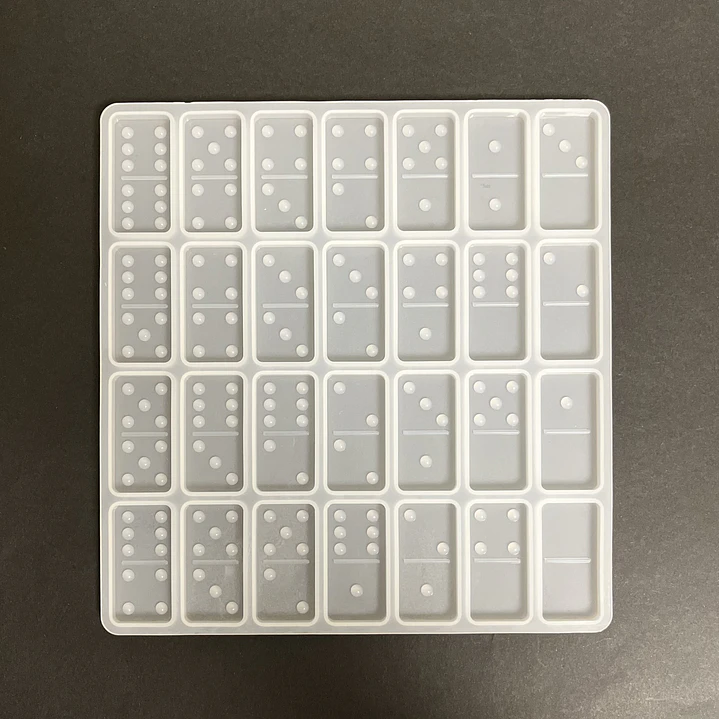 Molde de silicona dominó tradicional, 28pcs. Puntas redondeadas.  1