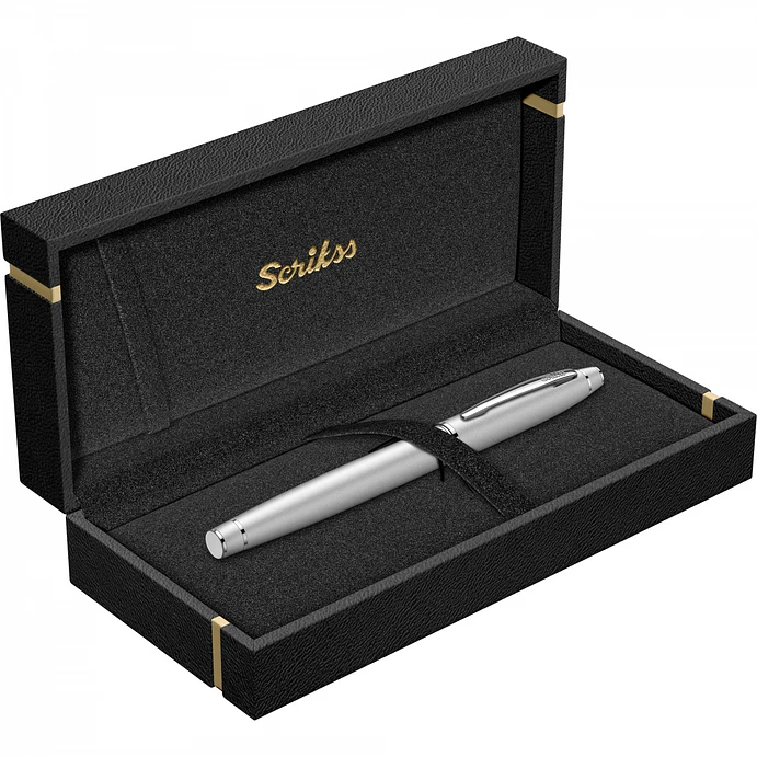 Pluma estilográfica Noble 35, acabado cromado mate, en estuche de lujo. 5