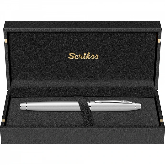 Pluma estilográfica Noble 35, acabado cromado mate, en estuche de lujo. 7