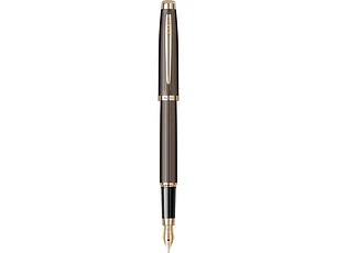 Pluma estilográfica Oscar 39 con plumín M, oro rosa.
