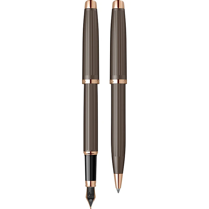 Juego de pluma estilográfica y bolígrafo Oscar 39, plumín M, oro rosa. 2