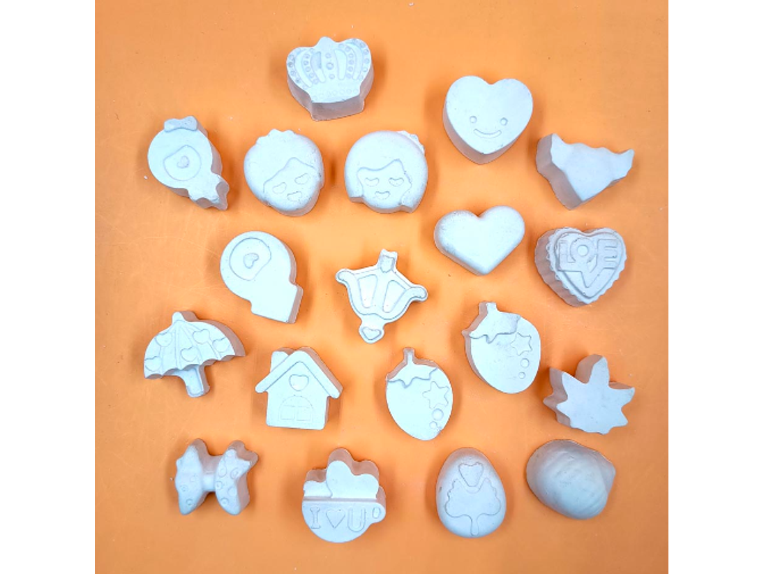 50 Mini Juguetes Princesa + PINTURA 6