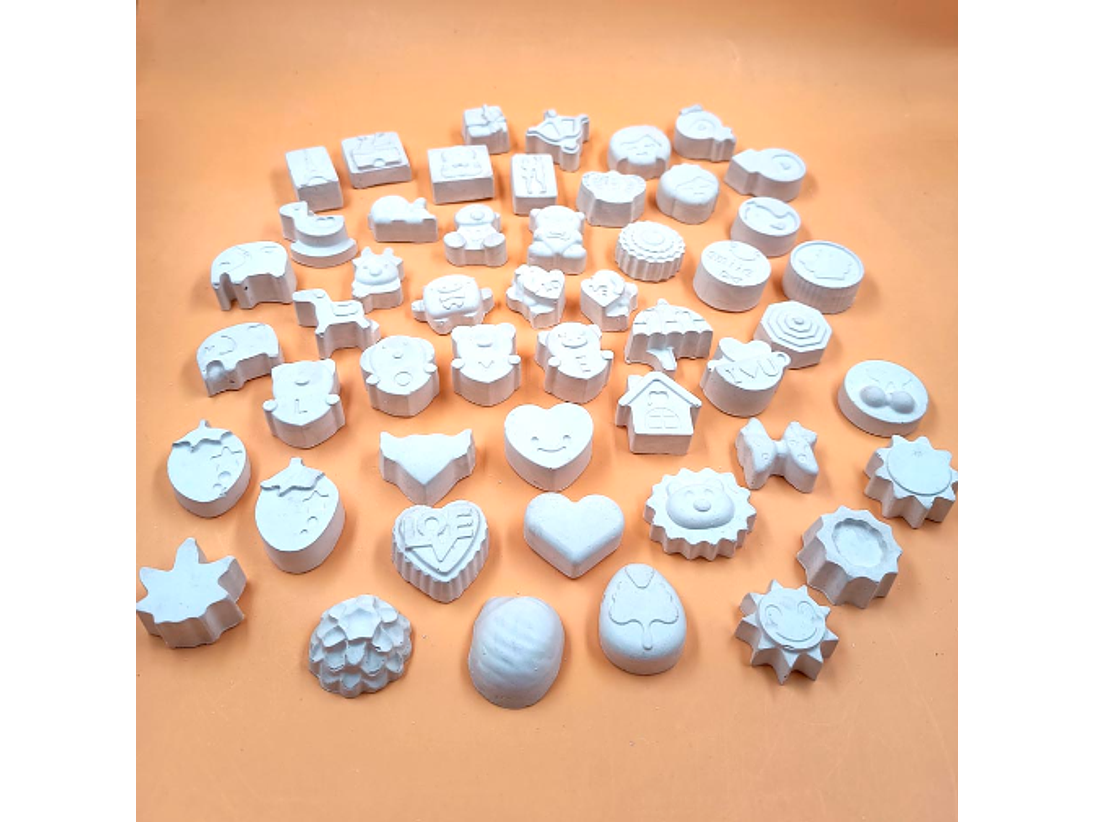 50 Mini Juguetes Princesa + PINTURA 3