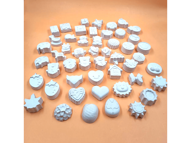 50 Mini Juguetes Princesa + PINTURA 3