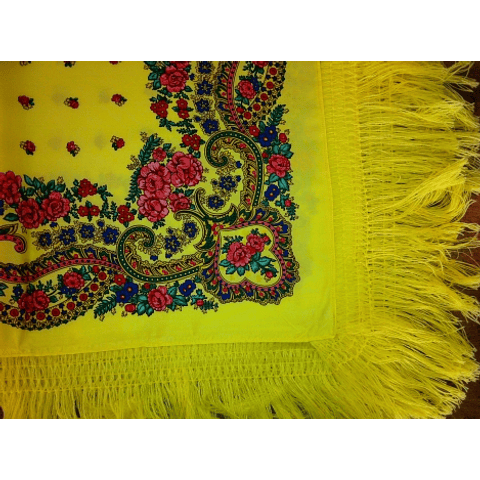 Minhoto Scarf with fringe in Yellow