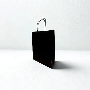 BOLSA DE PAPEL KRAFT NEGRA 16X21X8 X12UN