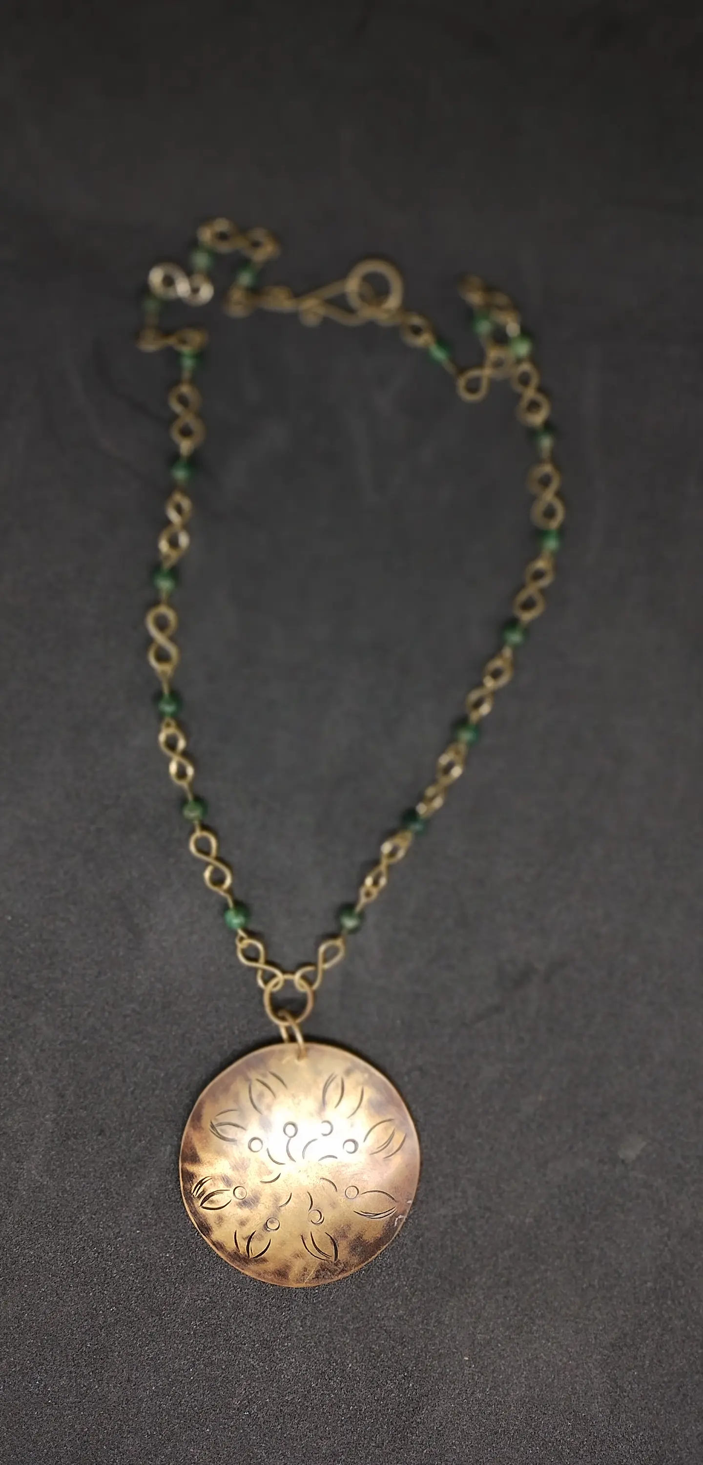 Collar bronce  2