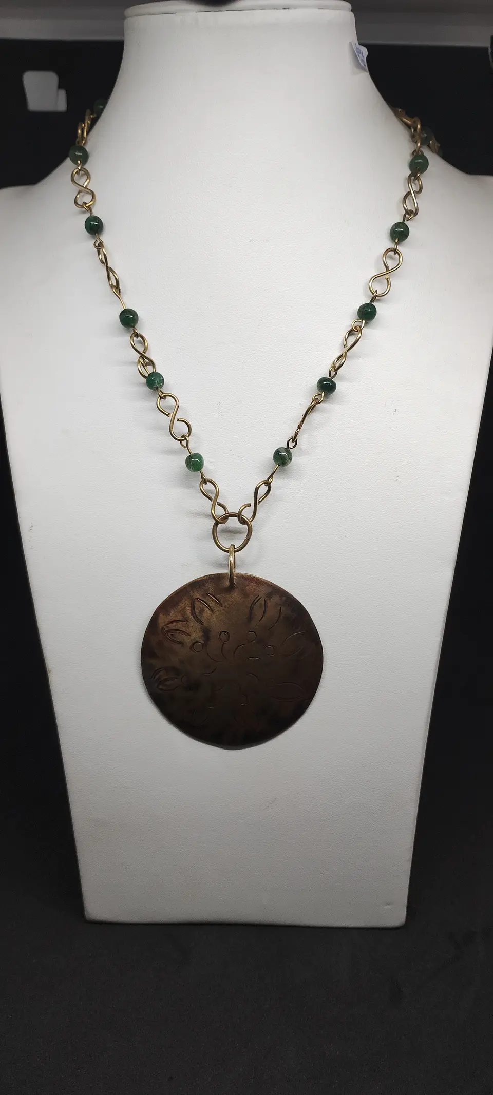 Collar bronce  3
