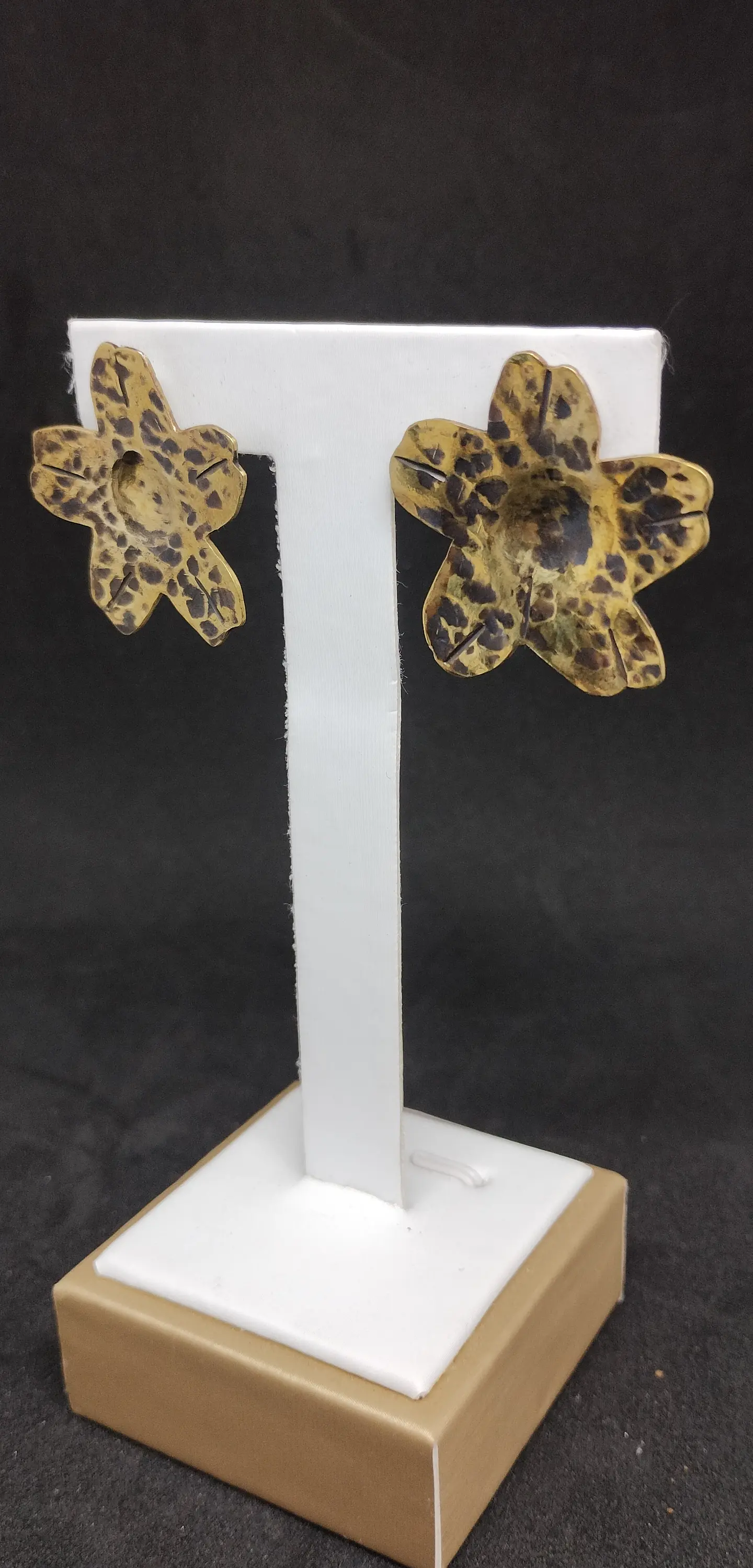 Flores de bronce 1