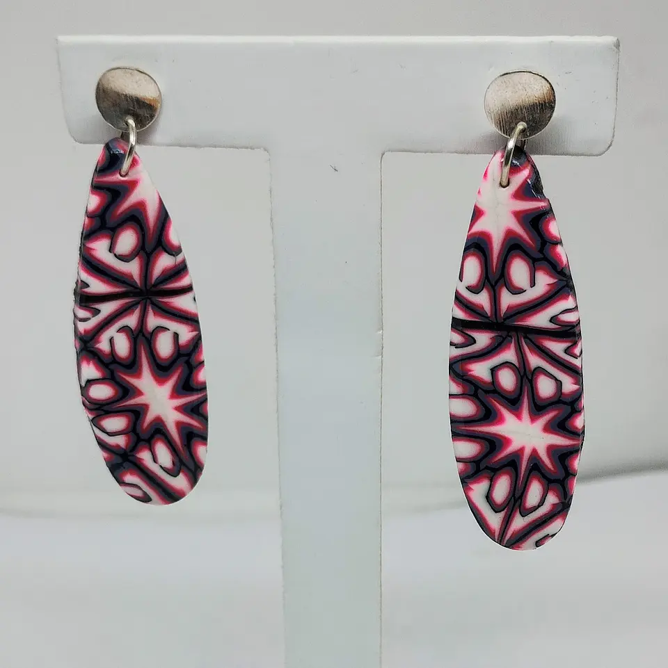Gotas alargadas rosadas con negro 1