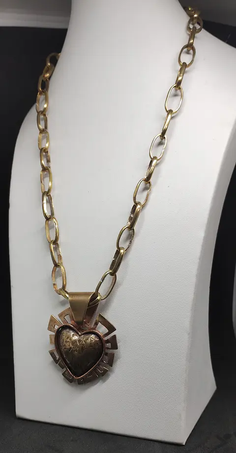 Collar de corazón