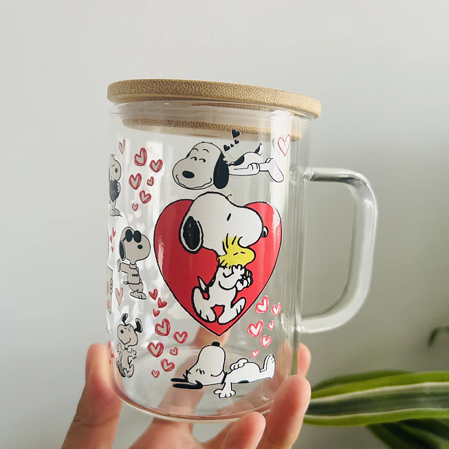 Taza snoopy love con asa 1