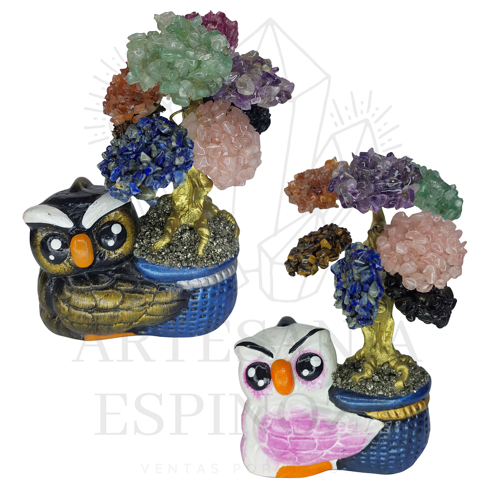 Búo con árbol de cuarzos