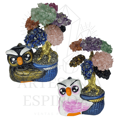 Búo con árbol de cuarzos