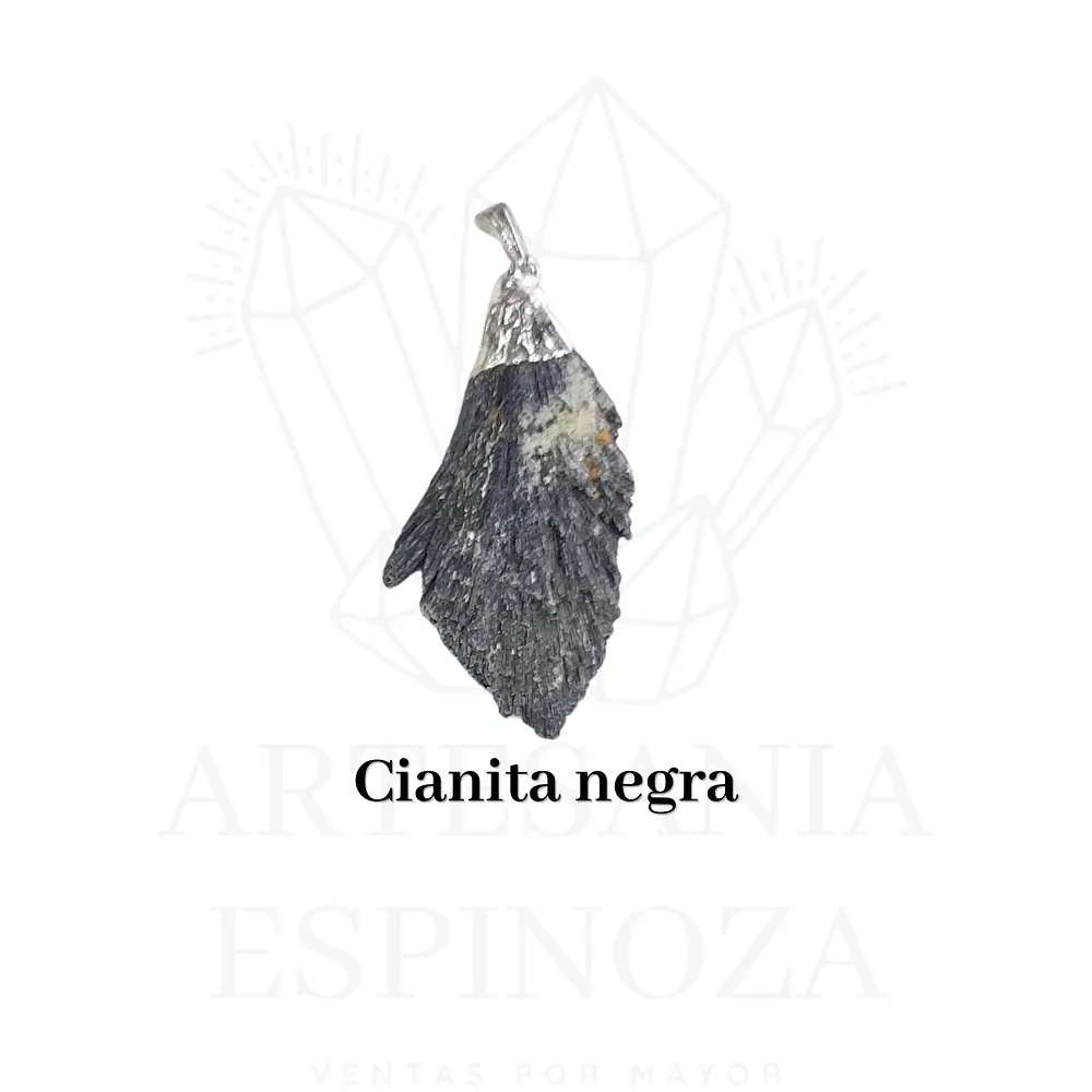 Colgante de piedra en bruto (tamaño L)