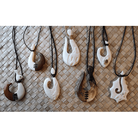 Maŋai - various designs