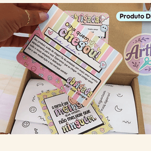 3 cartões coloridos