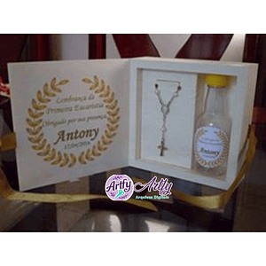Caixa de lembrança  Terço e Água benta