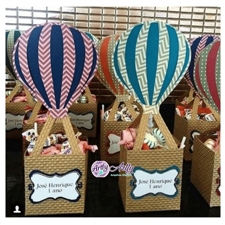 Balão na cesta e nuvem 1