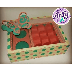 Caixa 2 Cupcake e 12 Docinhos