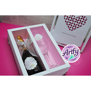 CAIXA MINI CHANDON UMA TAÇA SANTA