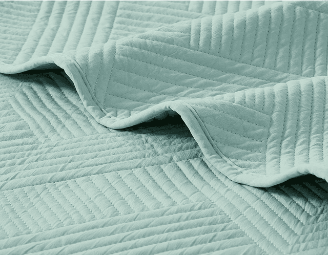 Colcha Bordada Premium