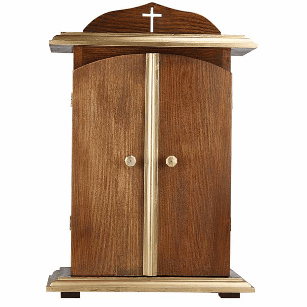 Oratoire en bois avec des roses 2