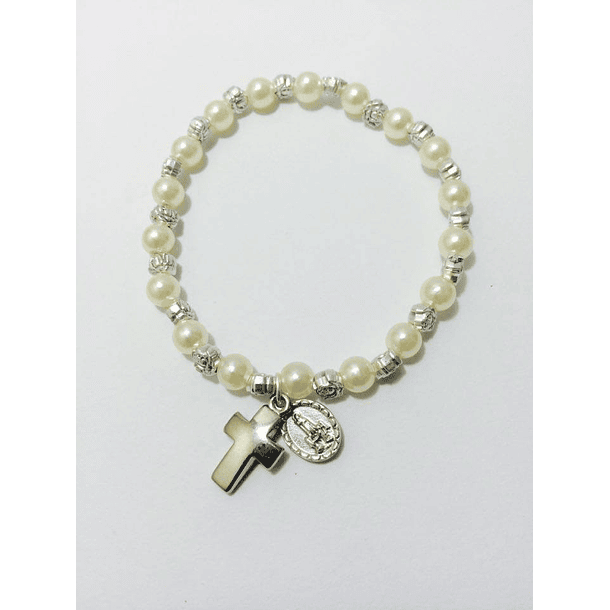 Pearl and Rose Bracelet 2