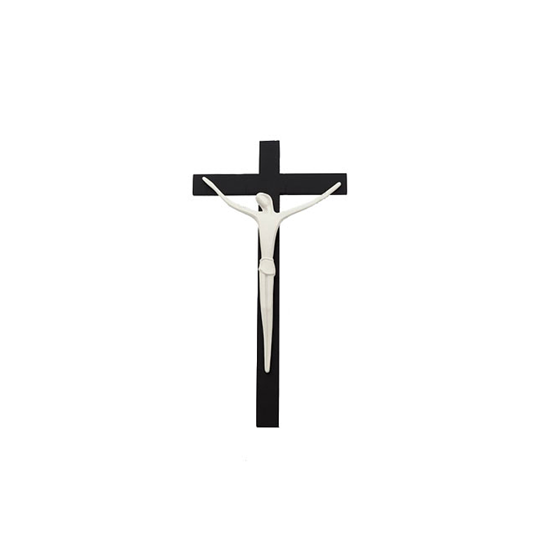 Porcelain crucifix 1