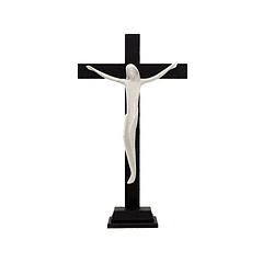 Cristo de porcelana con cruz y base