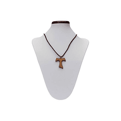  Collier avec Croix Tau