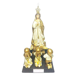 Statue of Our Lady of the Rosary
